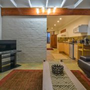 Romeo Apartment Six